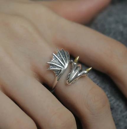 Sterling Silver Smooth Dragon Ring